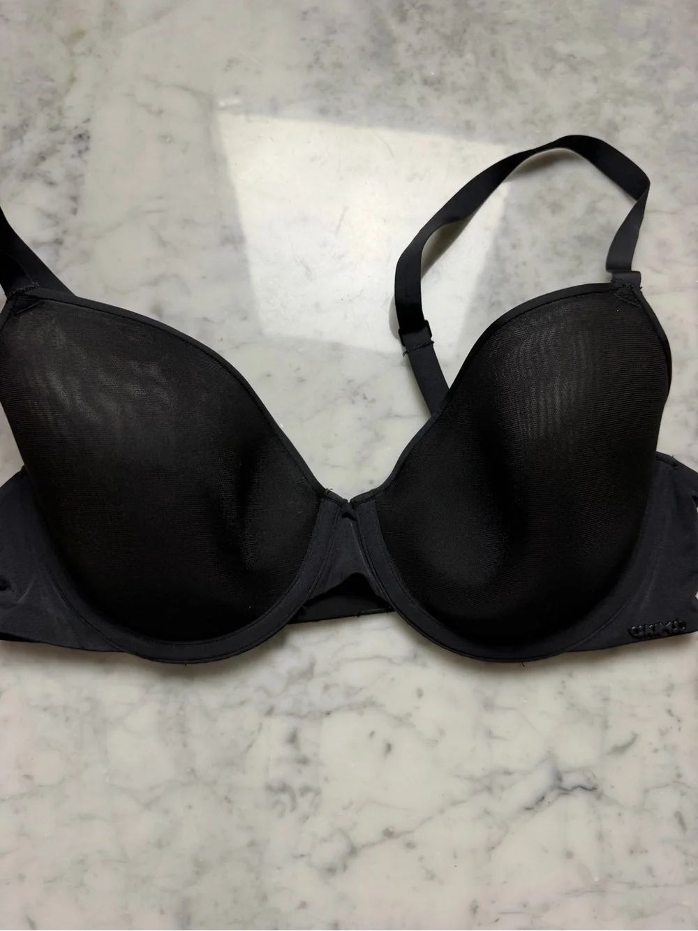 SKIMS Black Smooth thin Bra